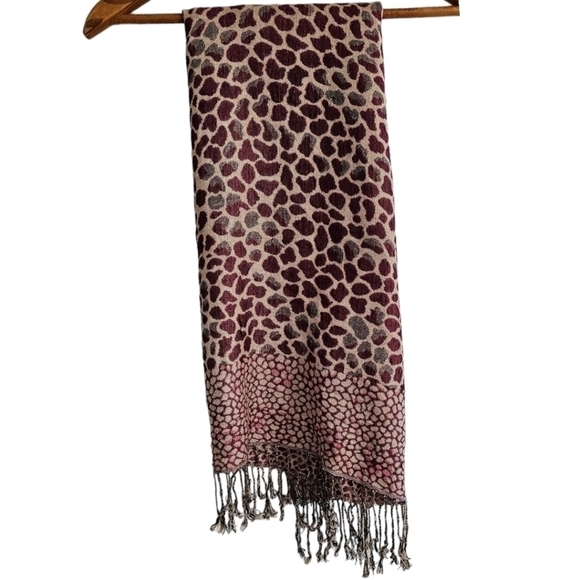 unbranded Accessories - Animal Skin Oversized Scarf & Wrap 28"W x 68 L